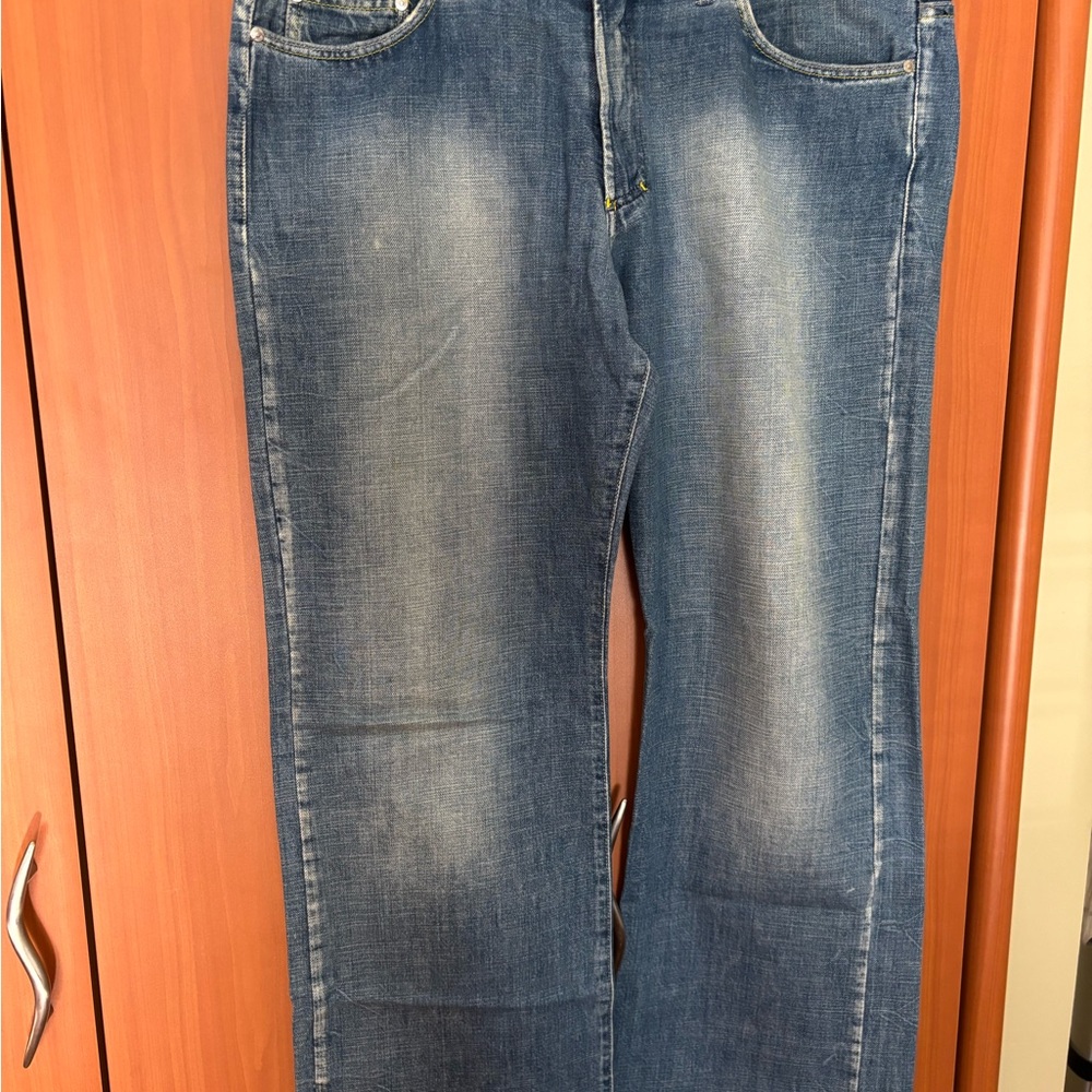 Men Versace jeans in a good condition